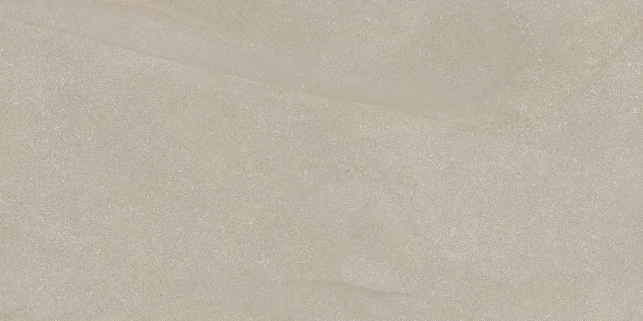 : Piastrella beige chiara con superficie opaca leggermente strutturata.
